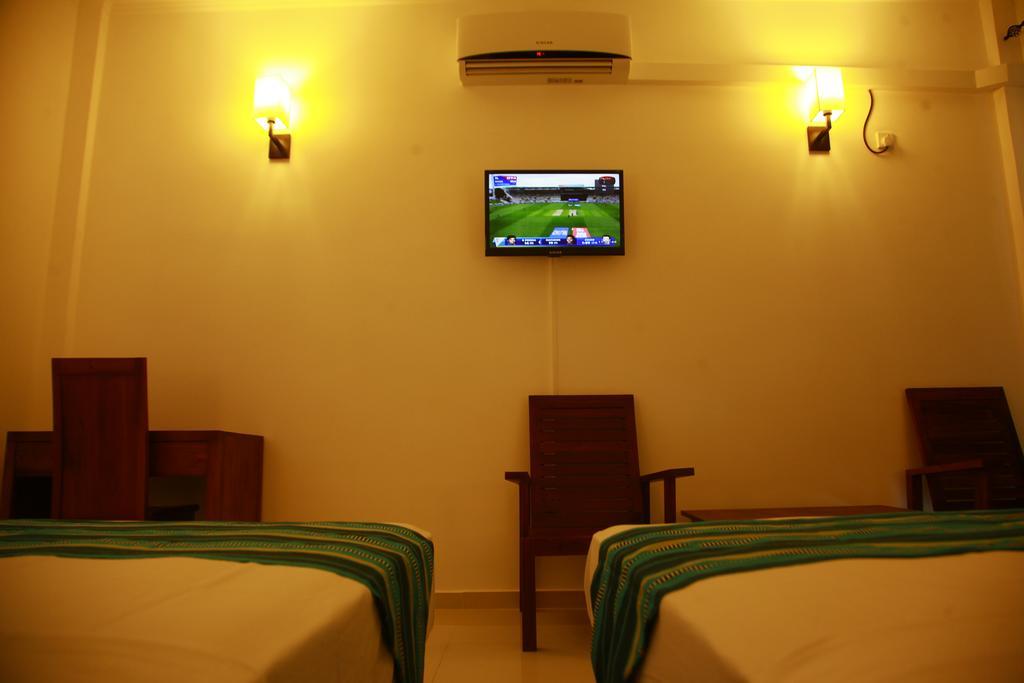 Samwill Holiday Resort Kataragama Bagian luar foto