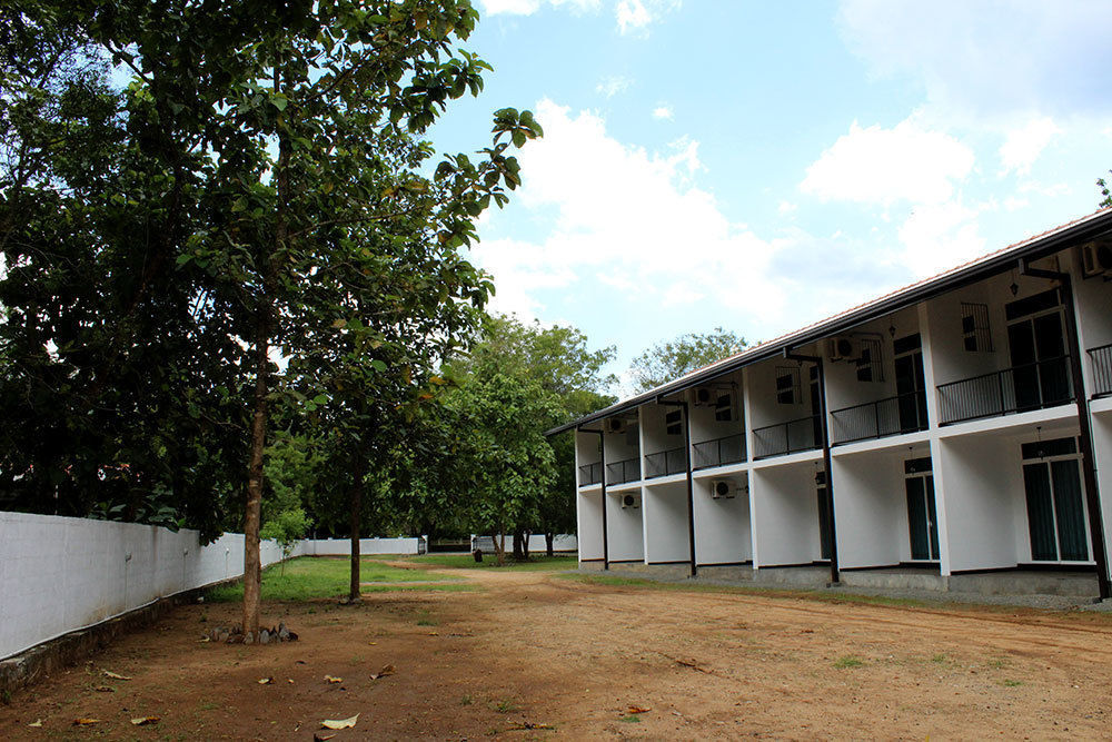 Samwill Holiday Resort Kataragama Bagian luar foto